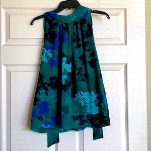 Eva Mendes Triangle Top with Tied Neck